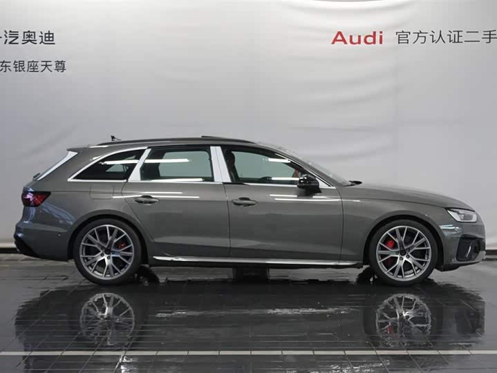 Фото 4 - Audi S4