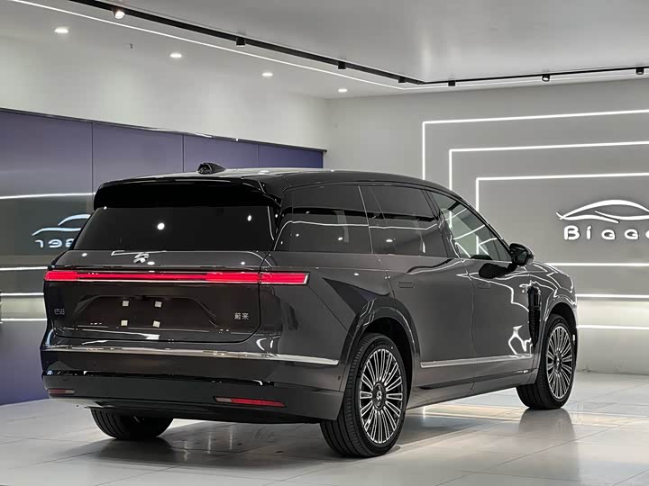 Фото 7 - Nio ES8