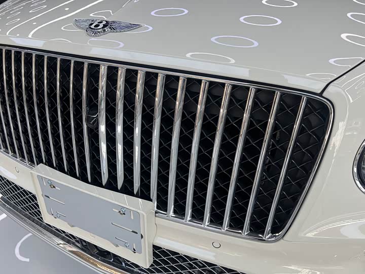 Фото 3 - Bentley Bentayga