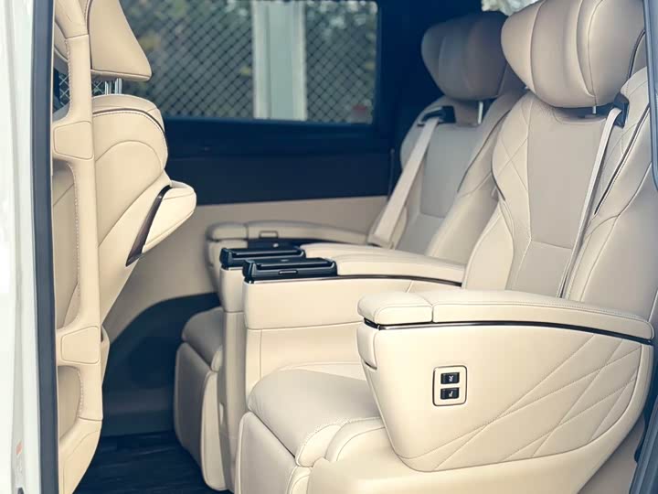 Фото 6 - Toyota Alphard