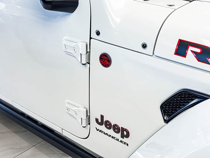 Фото 6 - Jeep Wrangler