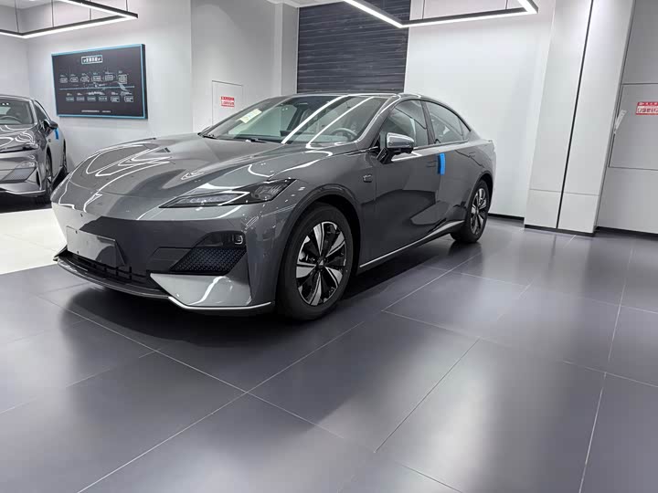 Фото 1 - Changan Deepal SL03