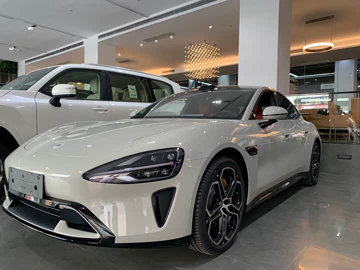 Фото 1 - Xiaomi SU7