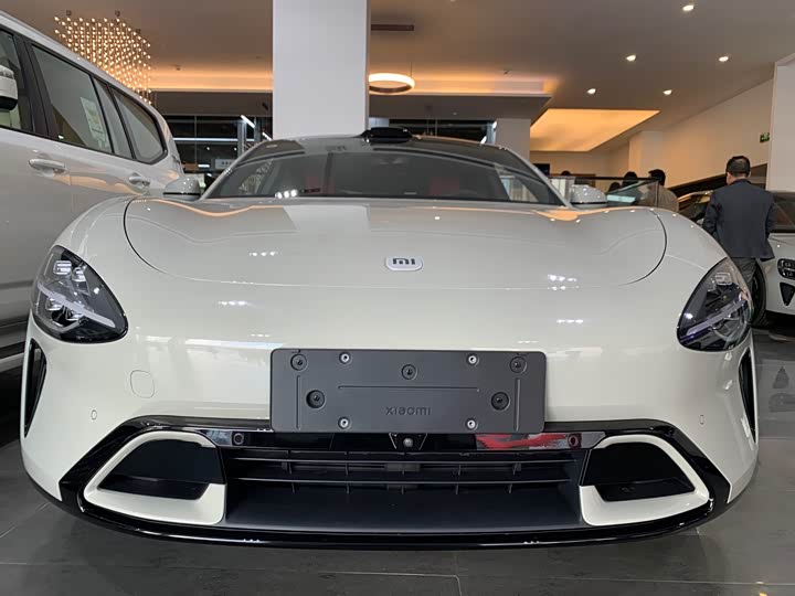 Фото 2 - Xiaomi SU7