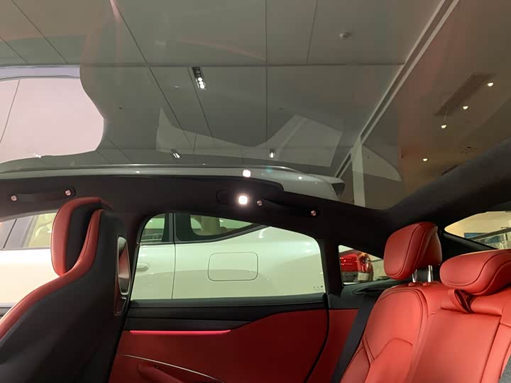 Фото 8 - Xiaomi SU7