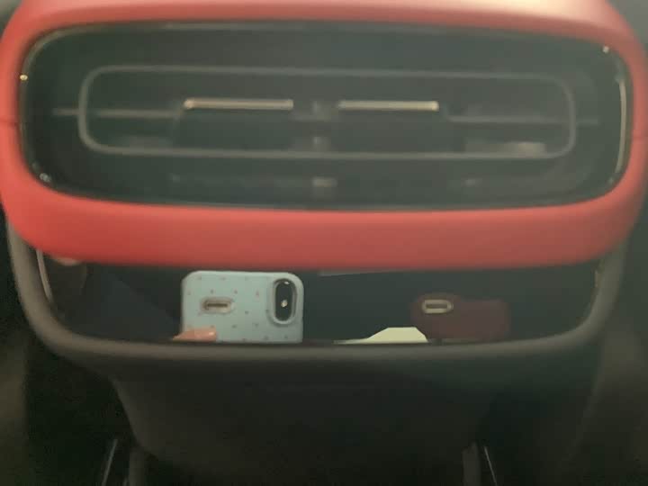 Фото 9 - Xiaomi SU7