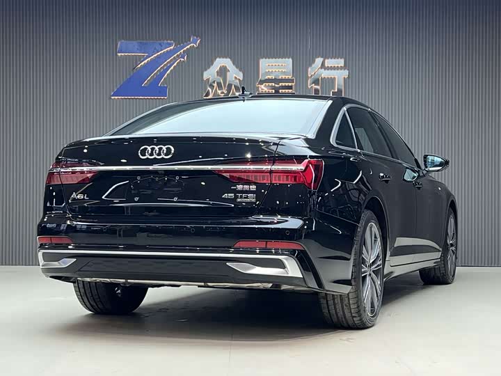 Фото 2 - Audi A6L