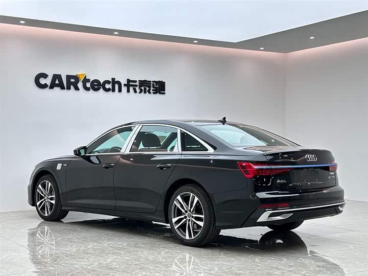 Фото 3 - Audi A6L