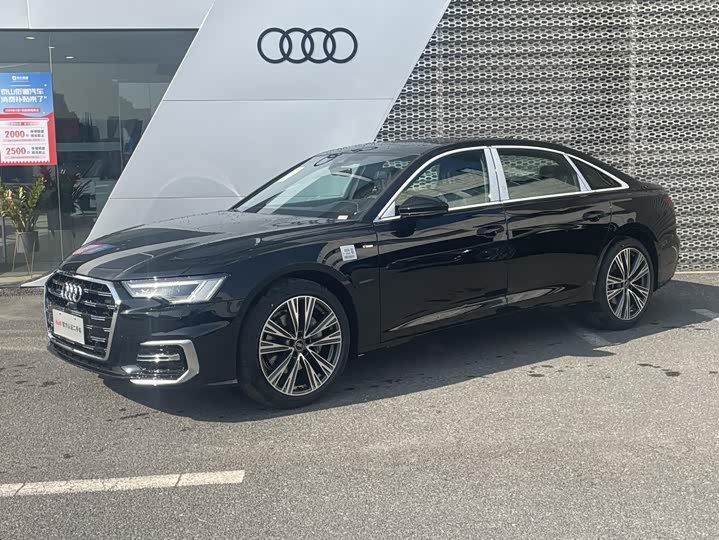 Фото 1 - Audi A6L