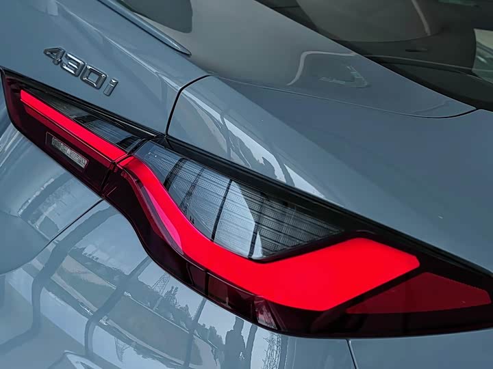 Фото 10 - BMW 4 Series