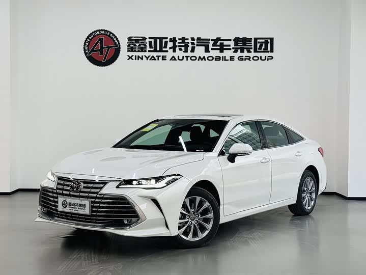 Фото 1 - Toyota Avalon