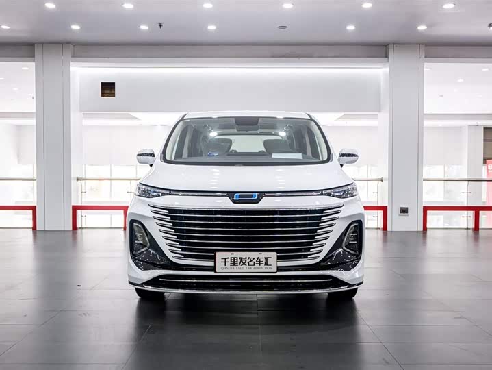 Фото 2 - Bestune M9