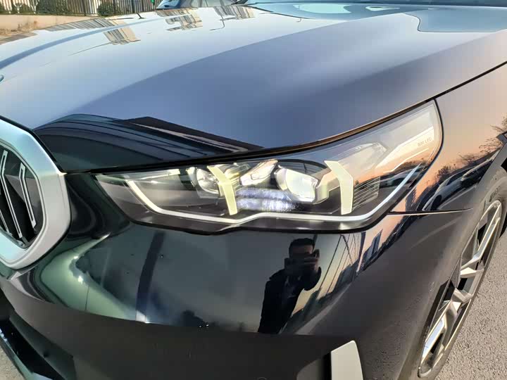 Фото 23 - BMW i5