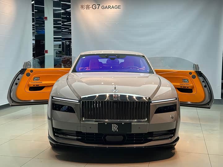 Фото 2 - Rolls-Royce Spectre