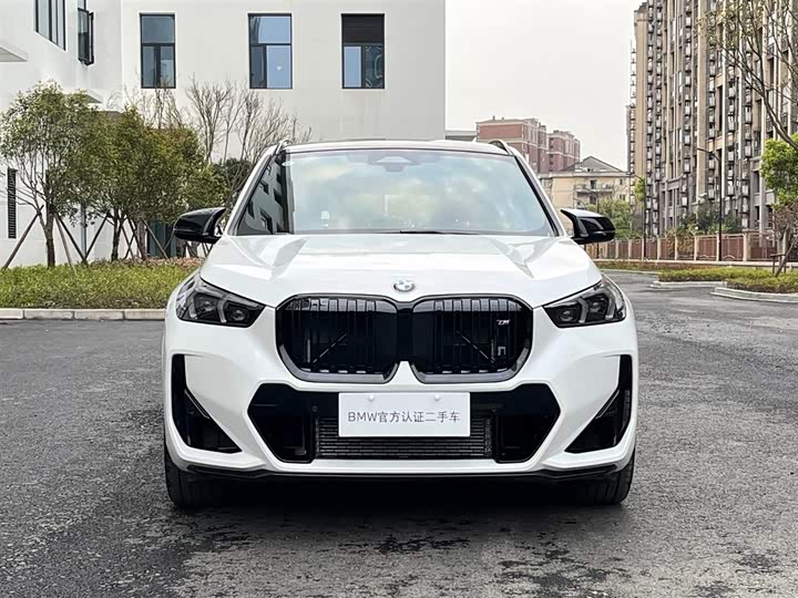 Photo 3 - BMW X1