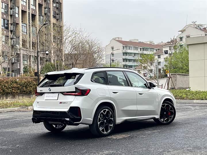 Photo 6 - BMW X1