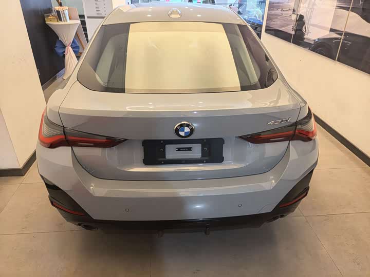 Фото 4 - BMW 4 Series