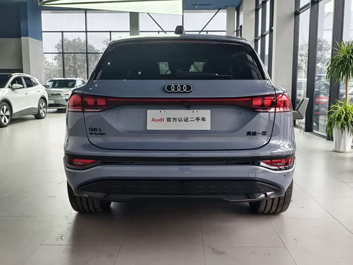 Фото 4 - Audi Q6L e-tron