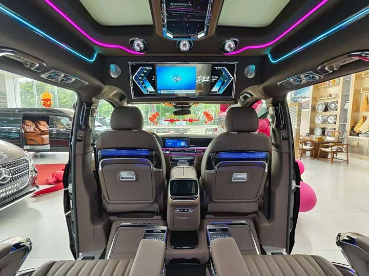 Фото 12 - Mercedes-Benz Vito