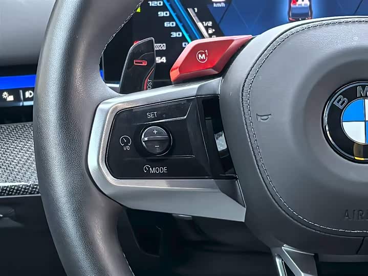 Фото 15 - BMW M5 Hybrid