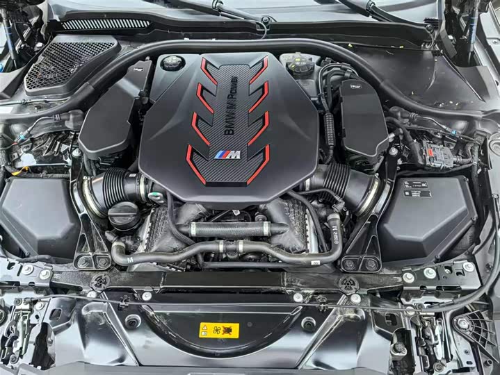 Фото 17 - BMW M5 Hybrid