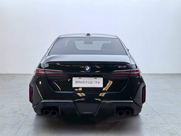 Фото 5 - BMW M5 Hybrid