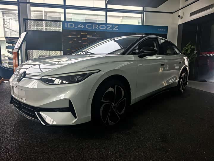 Photo 1 - Volkswagen ID.7 Vizzion