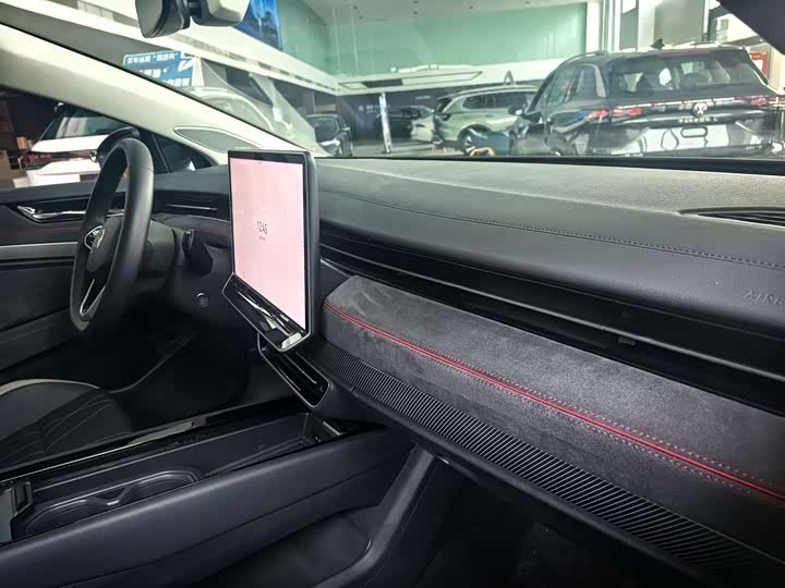 Photo 8 - Volkswagen ID.7 Vizzion