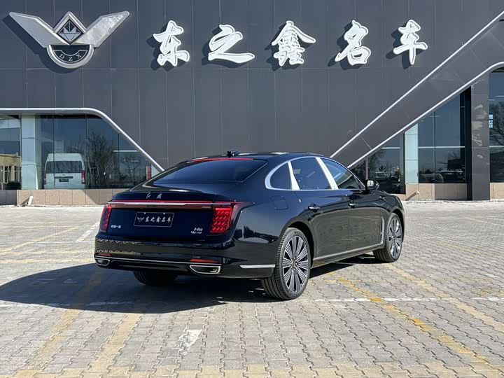 Фото 7 - Hongqi H9