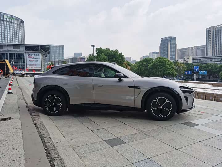 Фото 4 - Xiaomi YU7