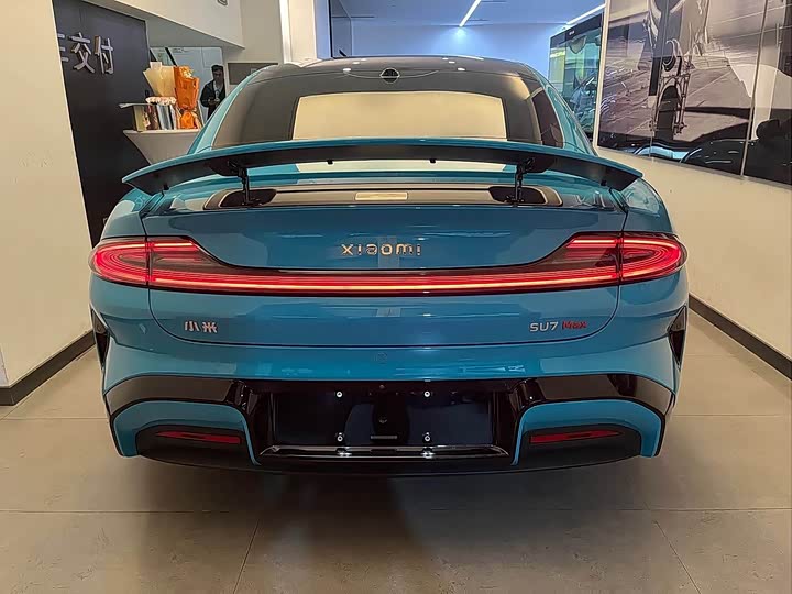 Фото 4 - Xiaomi SU7