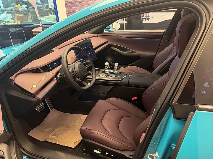 Фото 7 - Xiaomi SU7