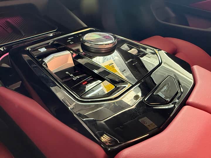 Фото 7 - BMW 5 Series