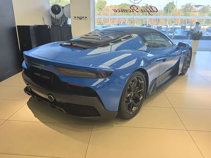 Фото 5 - Maserati MC20