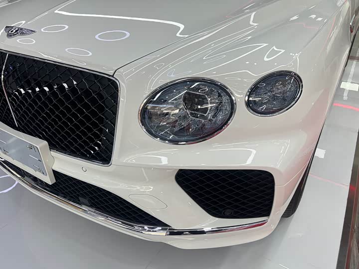 Фото 3 - Bentley Bentayga