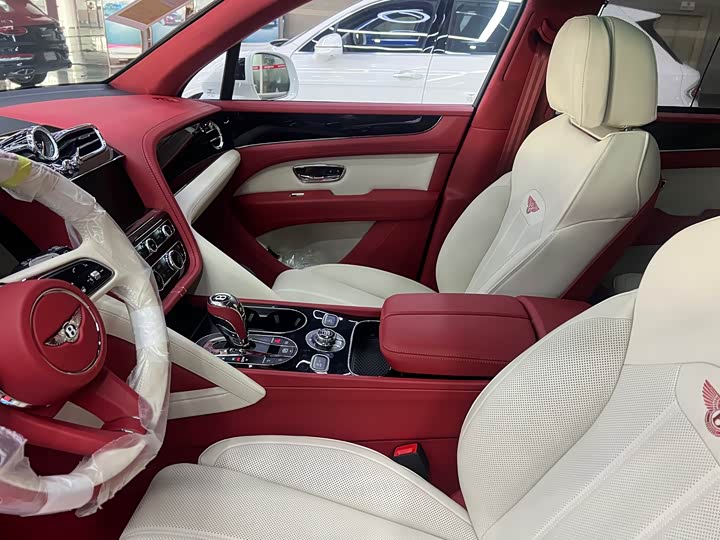 Фото 7 - Bentley Bentayga