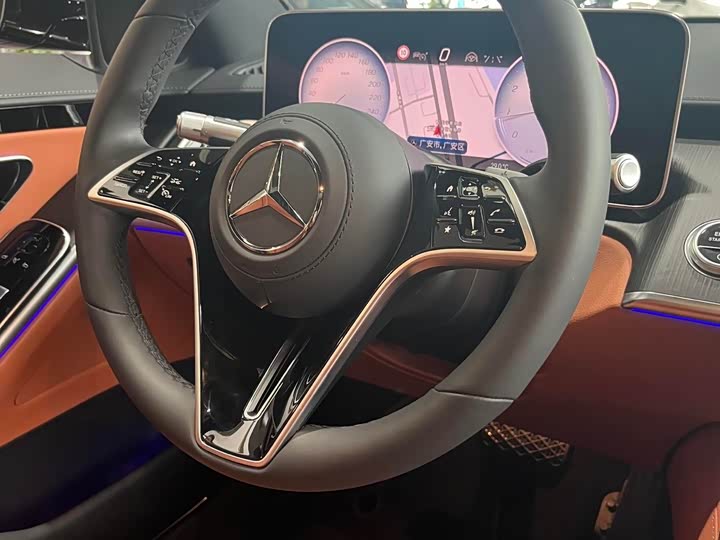 Фото 3 - Mercedes-Benz S-Class