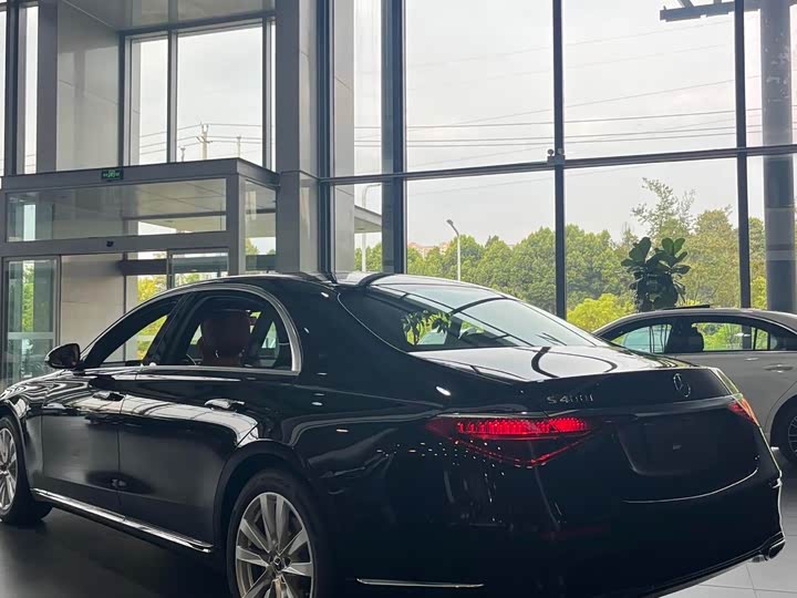 Фото 6 - Mercedes-Benz S-Class