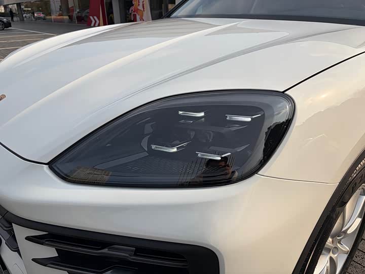 Фото 8 - Porsche Cayenne