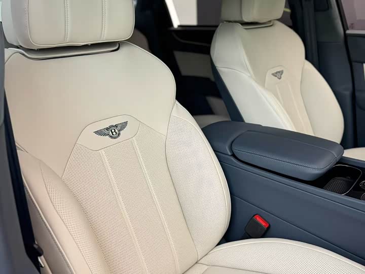 Фото 5 - Bentley Bentayga