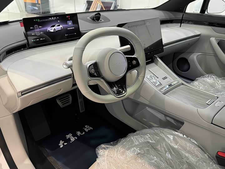 Фото 10 - Luxeed S7