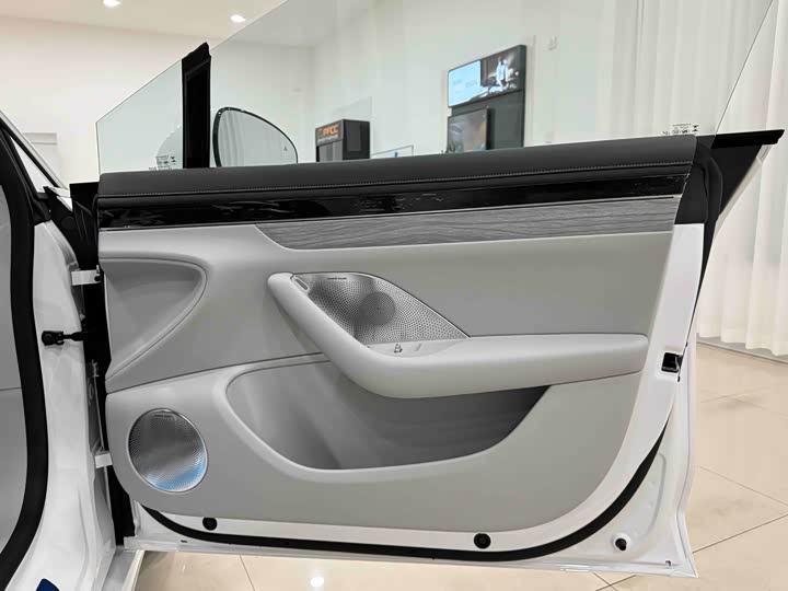 Фото 13 - Luxeed S7