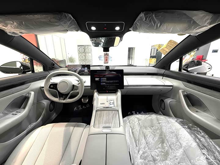 Фото 15 - Luxeed S7