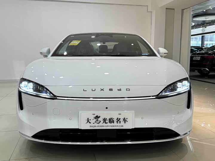 Фото 2 - Luxeed S7