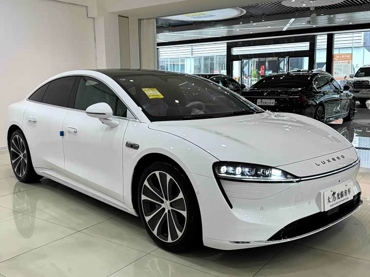 Фото 3 - Luxeed S7