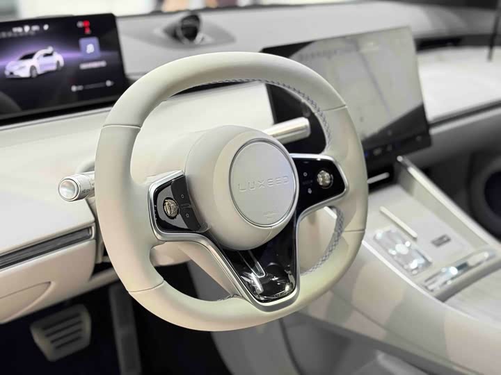 Фото 9 - Luxeed S7