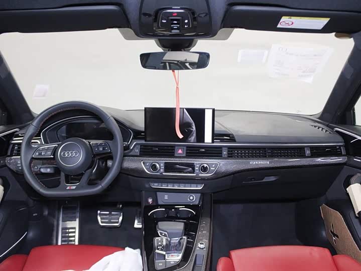 Фото 9 - Audi S4