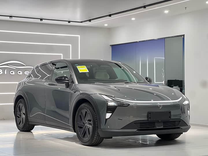 Фото 2 - Geely Jiyue 01