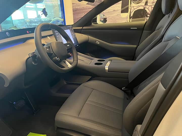 Фото 7 - Xiaomi YU7