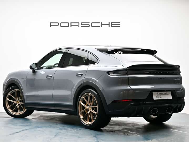 Фото 11 - Porsche Cayenne